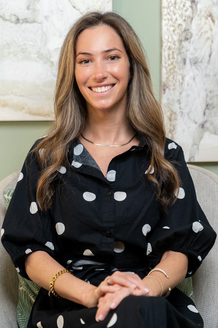 Deryn Fishman, AMFT, therapist at LifeBloom Therapy in Los Angeles